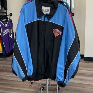 SOLD-1990.s NEW YOK KNICK JACKET FULL ZIPPED SZ XXL USED